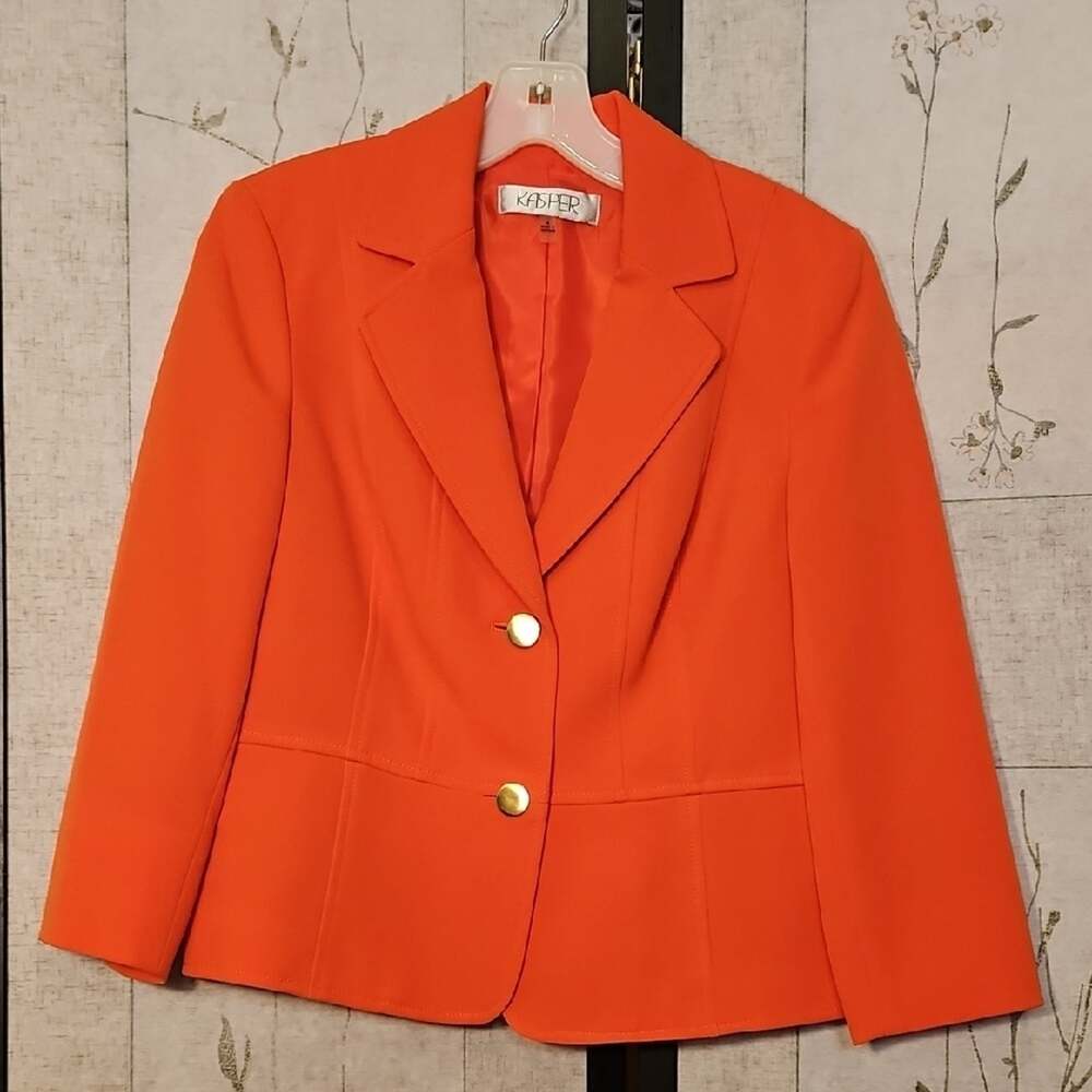 Kasper Orange Tailored Blazer with Notched Lapels and Fitted Silhouette